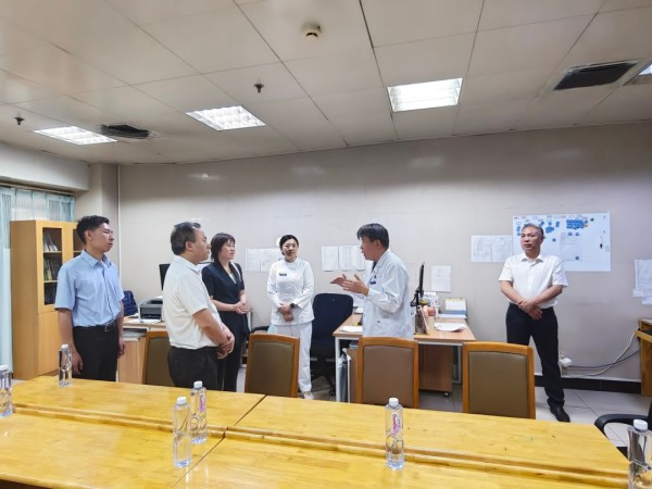 【医苑动态】南水北调情谊深,中医肿瘤谱新篇——武当山特区卫健系统莅临我院肿瘤科参观交流